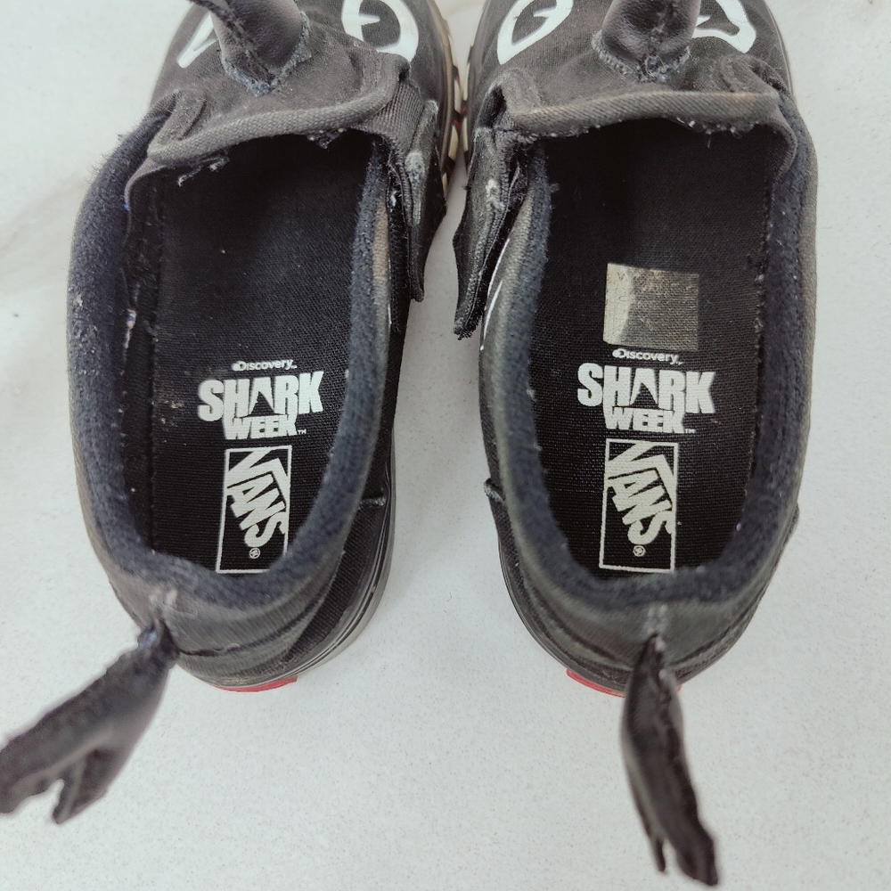 Vans X Shark Week Discovery Toddler Slip On V Sneakers, Phin Black, Sz 9 - Picture 6 of 10